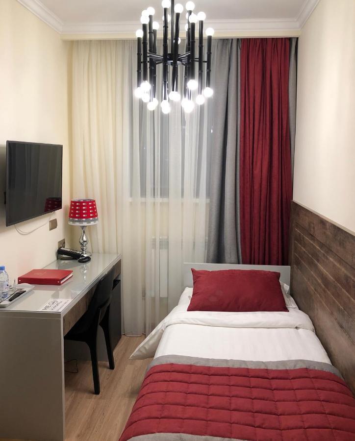 Grace Point Hotel Nur-Sultan  Room photo